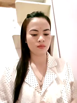 NgocQuyen2K online show from March 2025 10:31:02 PM