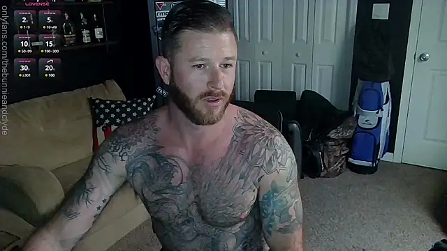 Snapshot of chillinthemosttt chatting on February 2025 08:10:01 PM chillinthemosttt online show from February 2025 08:10:01 PM