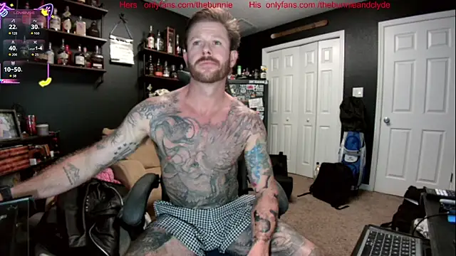 Snapshot of chillinthemosttt chatting on September 2025 01:40:02 AM chillinthemosttt online show from September 2025 01:40:02 AM