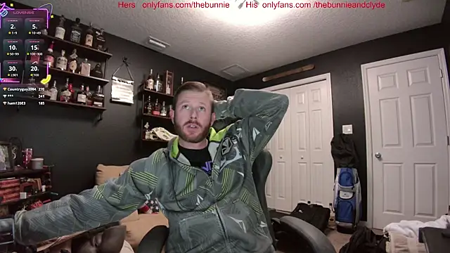 Snapshot of chillinthemosttt chatting on November 2025 03:05:01 AM chillinthemosttt online show from November 2025 03:05:01 AM