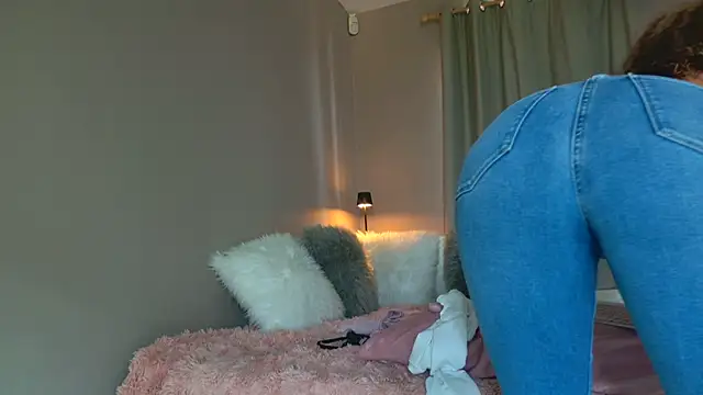 KatBigBum online show from July 2026 08:28:02 AM