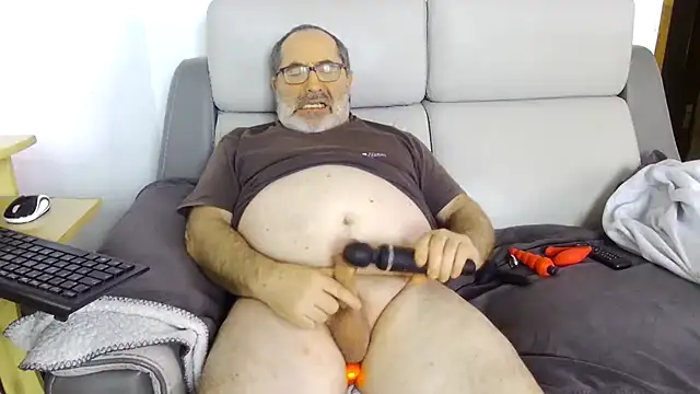 gillou1234 online show from January 2025 01:56:02 PM