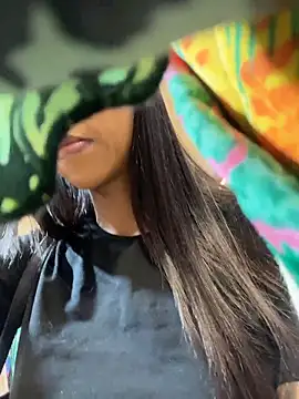 mariana lopez1 online show from December 2025 06:27:01 PM