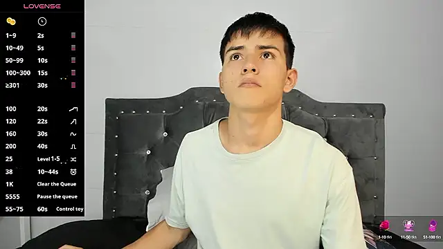 Snapshot of Jacobb_Lee chatting on December 2024 04:14:01 PM Jacobb Lee online show from December 2024 04:14:01 PM