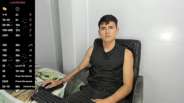 Snapshot of Jacobb_Lee chatting on February 2025 08:47:01 PM Jacobb Lee online show from February 2025 08:47:01 PM