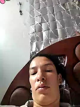 Snapshot of rebekka_simpson chatting on December 2024 01:40:01 PM rebekka simpson online show from December 2024 01:40:01 PM