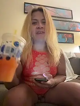 Snapshot of allissonw13 chatting on November 2025 05:09:02 AM allissonw13 online show from November 2025 05:09:02 AM