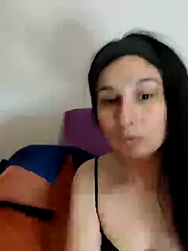 Snapshot of Bigyummmzul chatting on January 2025 08:39:01 AM Bigyummmzul online show from January 2025 08:39:01 AM