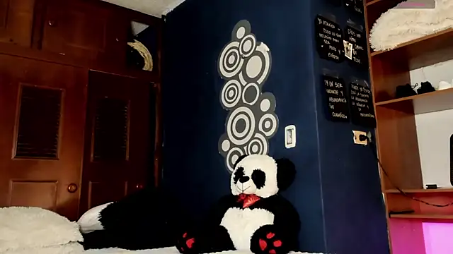 Snapshot of Teo_skinny chatting on March 2026 11:30:02 PM Teo skinny online show from March 2026 11:30:02 PM