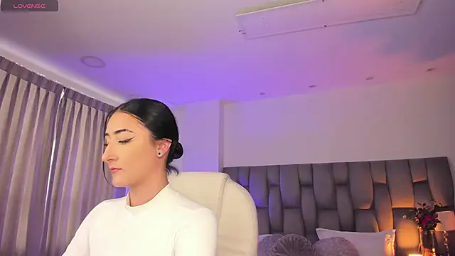 kendra scoth online show from March 2025 07:59:01 PM