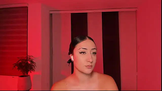 kendra scoth online show from September 2025 02:11:02 AM