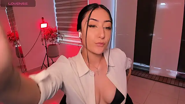 kendra scoth online show from September 2025 08:47:01 PM