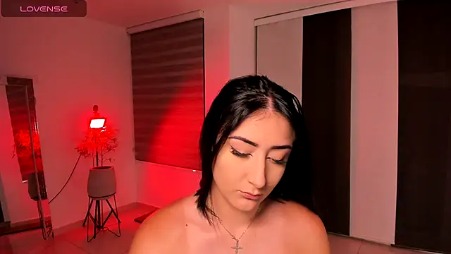 kendra scoth online show from October 2025 11:24:02 PM