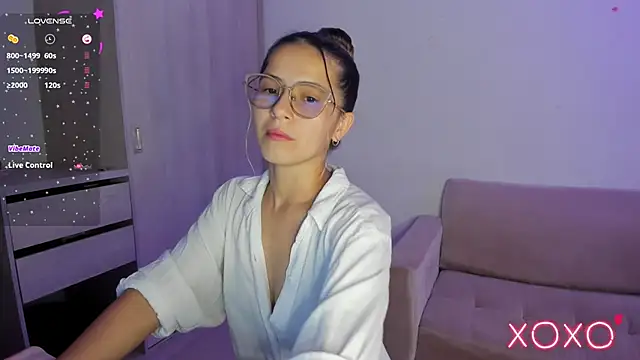 Lilacutte  online show from December 2025 07:06:01 AM