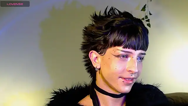 Snapshot of succubot chatting on October 2025 06:50:02 AM succubot online show from October 2025 06:50:02 AM