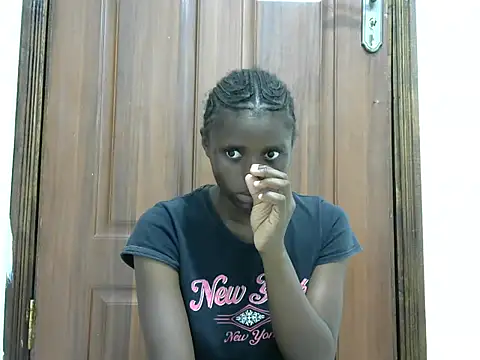 Snapshot of hottgirlval chatting on April 2026 11:44:01 AM hottgirlval online show from April 2026 11:44:01 AM