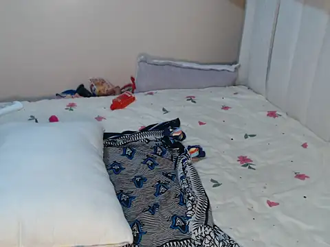 sweet essin online show from October 2025 11:05:02 PM