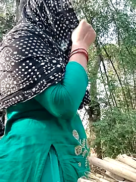 Hot-rubina online show from May 2026 11:04:01 AM