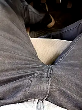 Snapshot of RockyNonStop chatting on January 2025 11:13:02 AM RockyNonStop online show from January 2025 11:13:02 AM