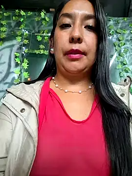 Snapshot of Bella_keny chatting on February 2025 10:22:01 PM Bella keny online show from February 2025 10:22:01 PM