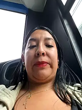 Snapshot of Bella_keny chatting on March 2025 08:17:01 PM Bella keny online show from March 2025 08:17:01 PM
