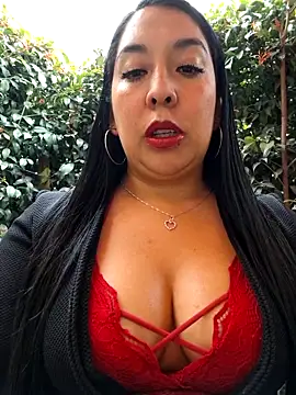 Bella keny online show from January 2026 05:05:02 PM