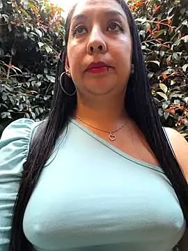 Bella keny online show from April 2026 07:53:02 PM