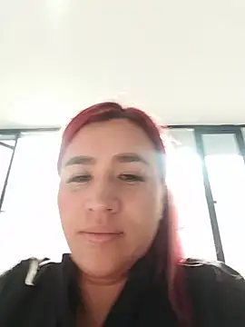 EmaGw online show from December 2025 08:27:01 PM