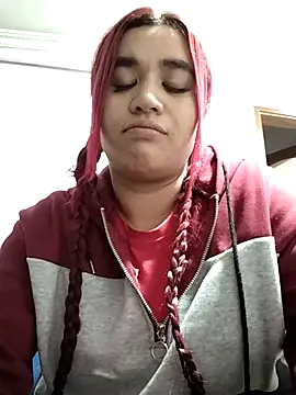 EmaGw online show from February 2026 10:59:02 PM