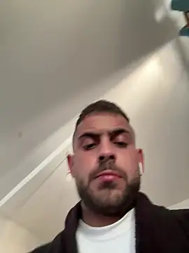 Antreas22 online show from April 2026 05:13:01 AM