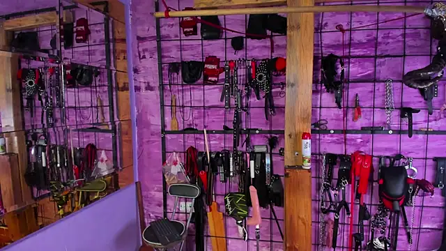 Snapshot of alexia_aitanaa_ chatting on October 2025 02:13:01 AM alexia aitanaa online show from October 2025 02:13:01 AM