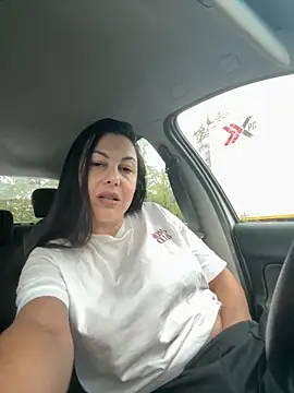 Snapshot of SexxyMeriem chatting on September 2025 03:28:02 PM SexxyMeriem online show from September 2025 03:28:02 PM