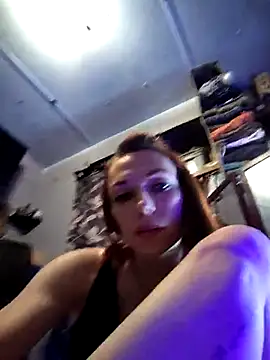 Genevieve143 online show from November 2025 10:52:02 PM