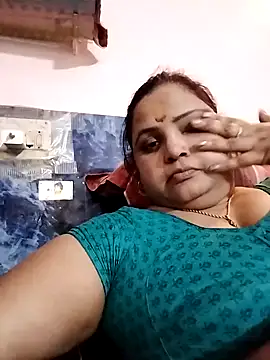 Snapshot of Kiyara7 chatting on January 2025 03:15:01 PM Kiyara7 online show from January 2025 03:15:01 PM