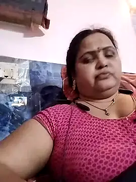 Snapshot of Kiyara7 chatting on February 2025 04:32:01 PM Kiyara7 online show from February 2025 04:32:01 PM
