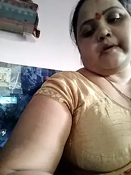 Snapshot of Kiyara7 chatting on February 2025 10:37:02 AM Kiyara7 online show from February 2025 10:37:02 AM
