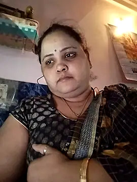 Snapshot of Kiyara7 chatting on February 2025 01:11:01 AM Kiyara7 online show from February 2025 01:11:01 AM