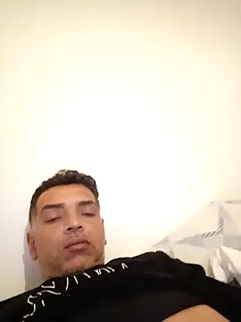 Snapshot of Jsfb1985 chatting on March 2026 09:20:01 AM Jsfb1985 online show from March 2026 09:20:01 AM