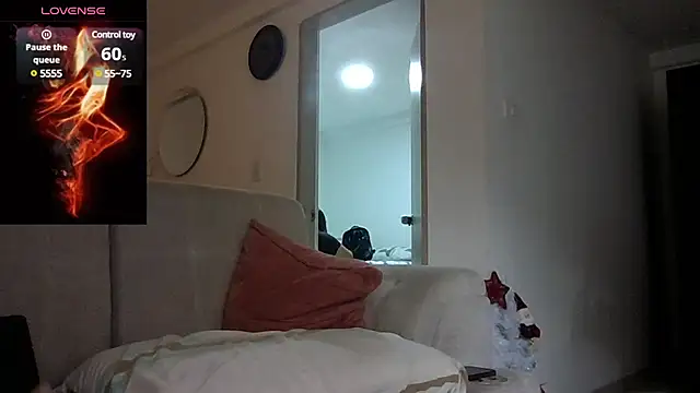 saramartinez1000 online show from December 2024 09:24:01 PM