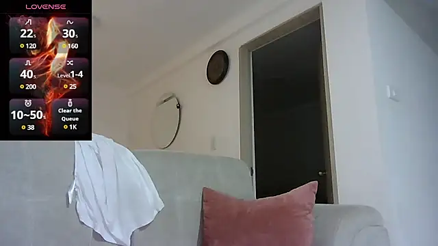 saramartinez1000 online show from February 2025 07:25:02 PM