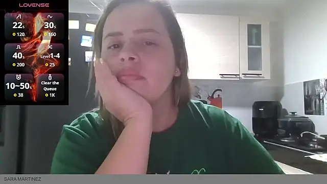 saramartinez1000 online show from November 2025 12:00:02 AM