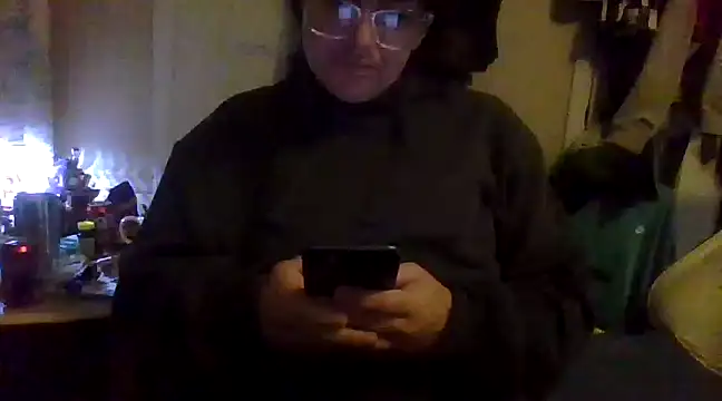 Snapshot of velvetta_ chatting on December 2024 07:13:02 AM velvetta online show from December 2024 07:13:02 AM