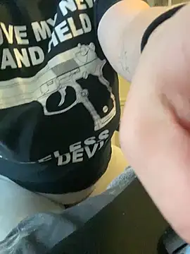 Snapshot of velvetta_ chatting on December 2024 09:26:02 PM velvetta online show from December 2024 09:26:02 PM