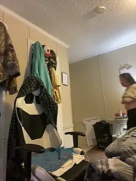 Snapshot of velvetta_ chatting on December 2024 10:25:01 PM velvetta online show from December 2024 10:25:01 PM