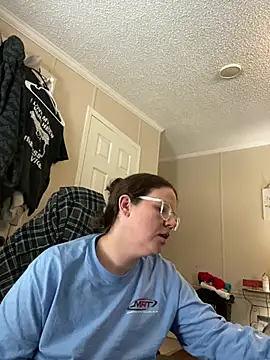 Snapshot of velvetta_ chatting on January 2025 05:29:02 PM velvetta online show from January 2025 05:29:02 PM