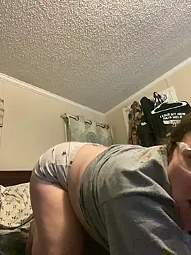 Snapshot of velvetta_ chatting on February 2025 05:31:02 AM velvetta online show from February 2025 05:31:02 AM