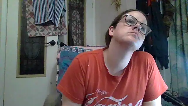 Snapshot of velvetta_ chatting on October 2025 07:41:01 AM velvetta online show from October 2025 07:41:01 AM