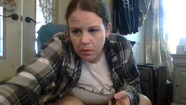 Snapshot of velvetta_ chatting on October 2025 06:08:02 PM velvetta online show from October 2025 06:08:02 PM