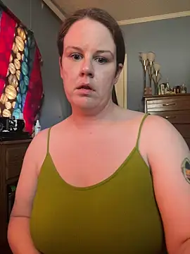 Snapshot of velvetta_ chatting on February 2026 06:26:02 PM velvetta online show from February 2026 06:26:02 PM