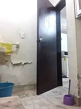 josehot151515 online show from December 2024 06:49:01 PM